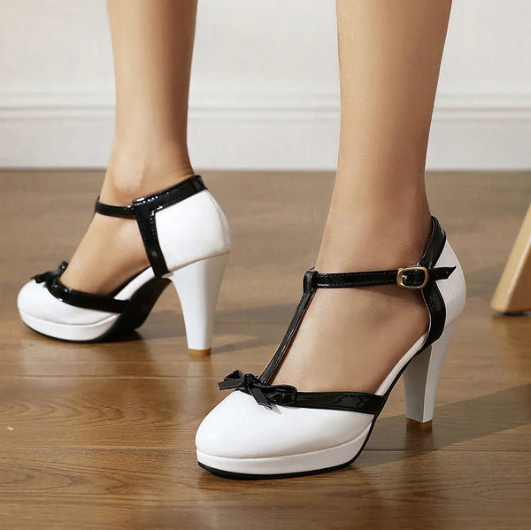 Mary Jane Gloss Heels